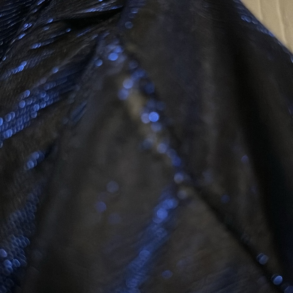 Dress - Picture 4 of 8